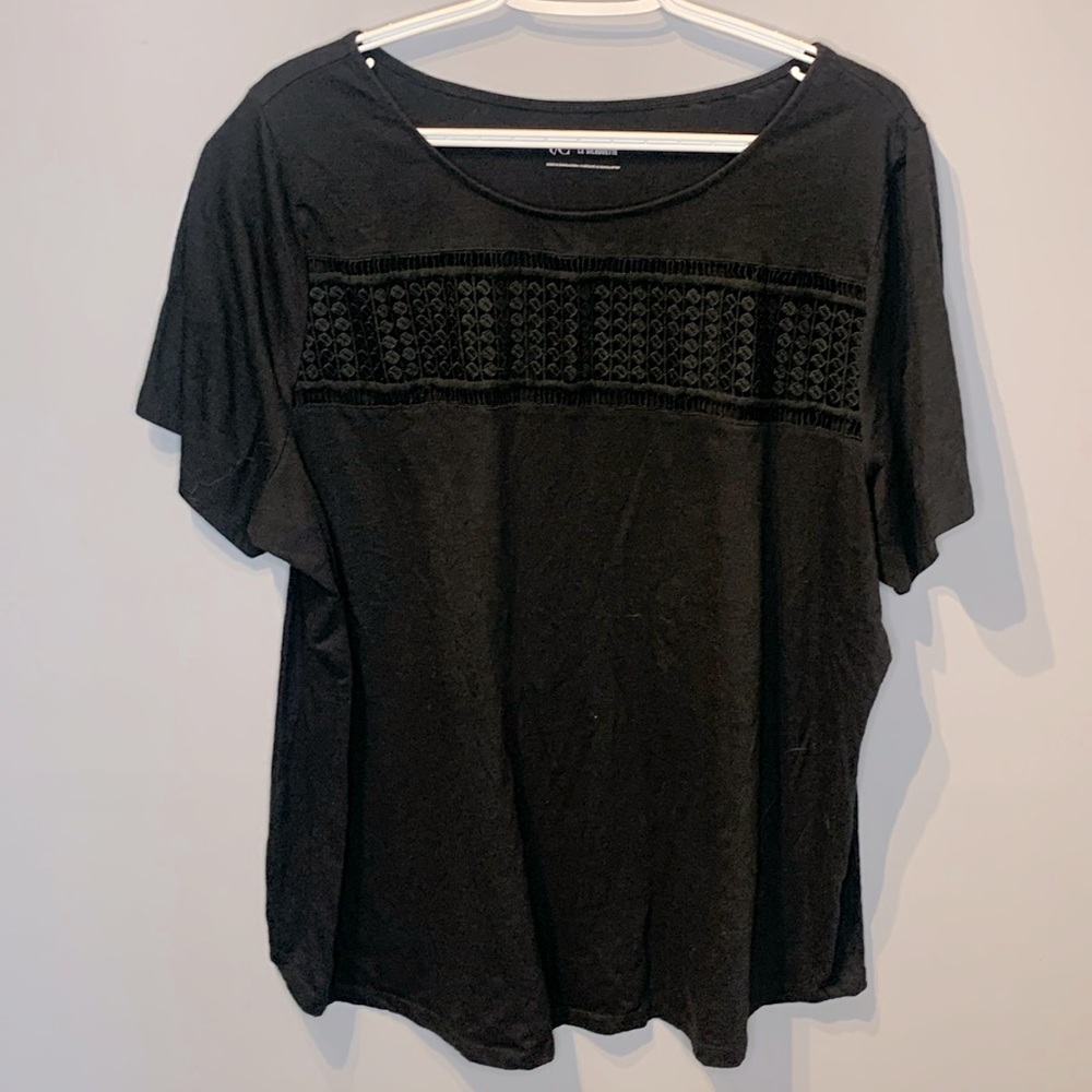 ⭐️ 5 for 20$! ⭐️ DC Jeans Black T-Shirt with Crochet - Picture 2 of 5